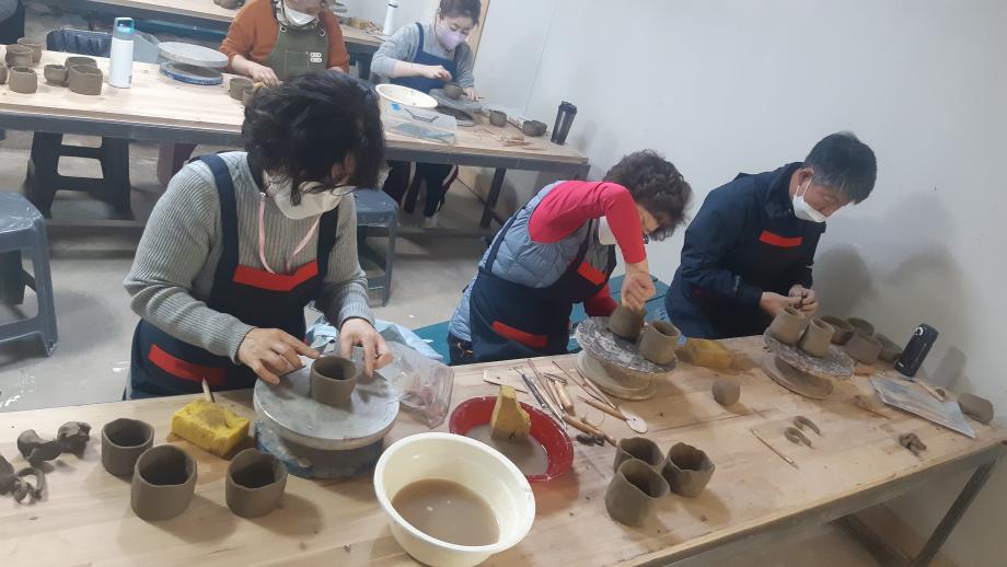 2021 평생학습특성화 "흙으로 예술하다(기초)" 이미지